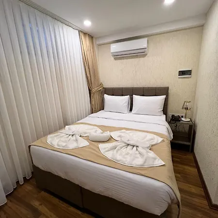 Nacre 360 Hotell *