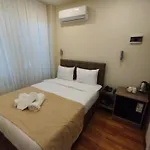 Hotel Nacre 360 *