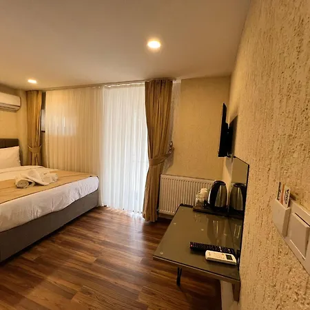 Hotel Nacre 360 *